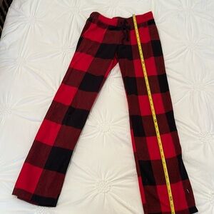 LEAVING CLOSET! Old Navy fleece pj bottoms. Red & black. No pockets. XS
